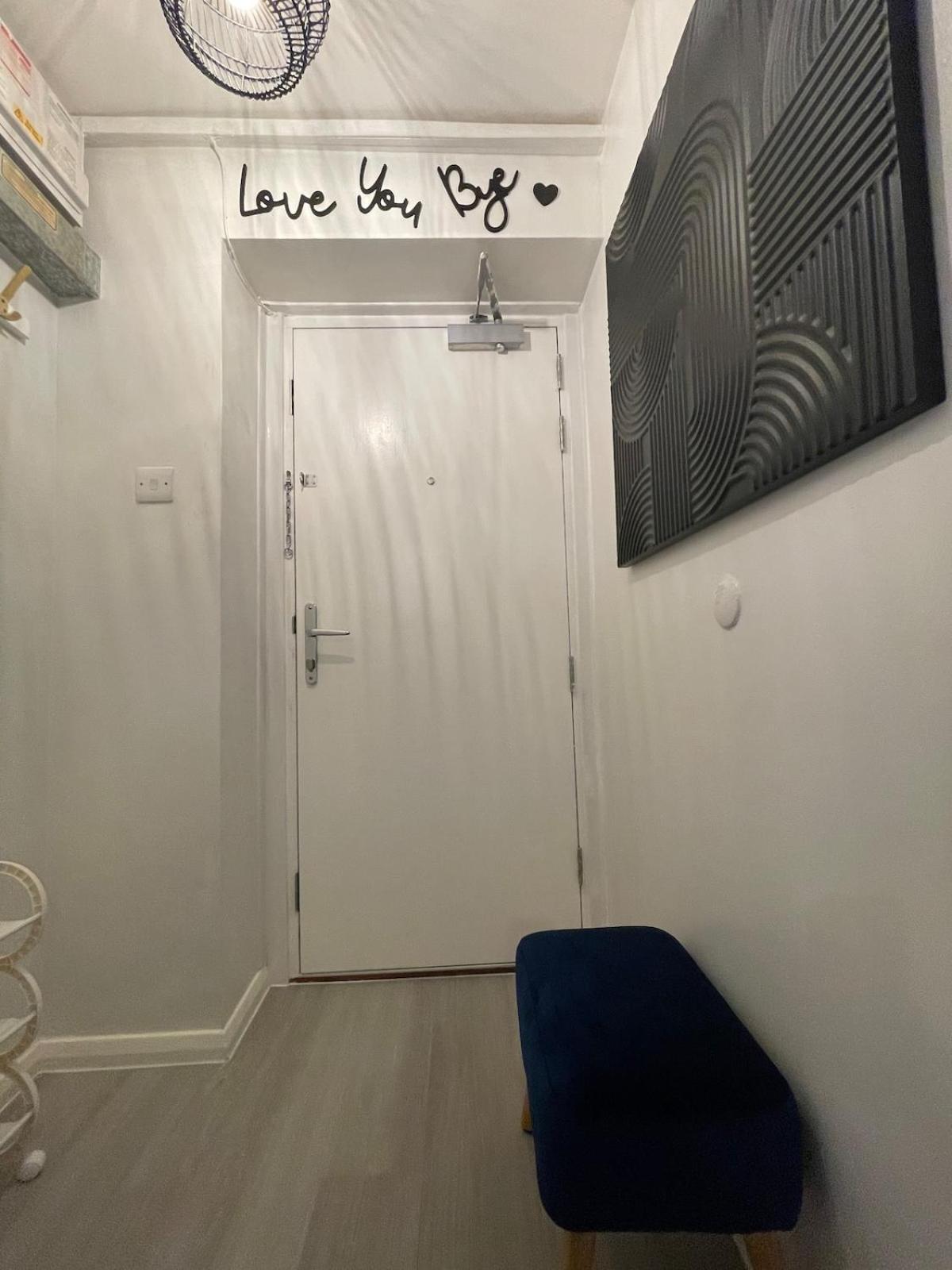 Luxurious & Spacious 3-br Free Parking Balcony Londres
