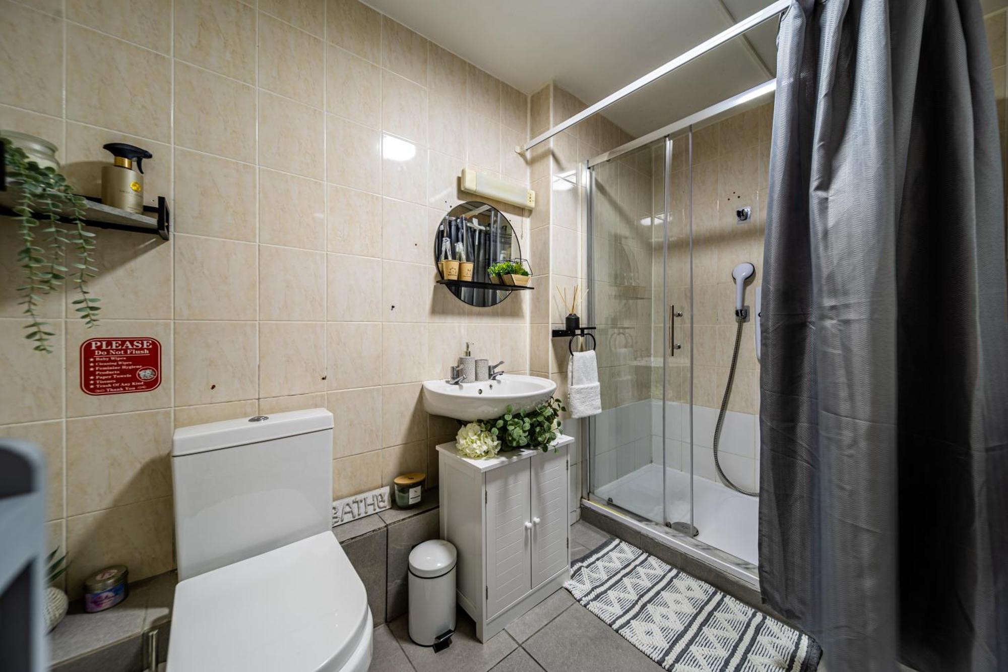 Luxurious & Spacious 3-br Free Parking Balcony * Londres